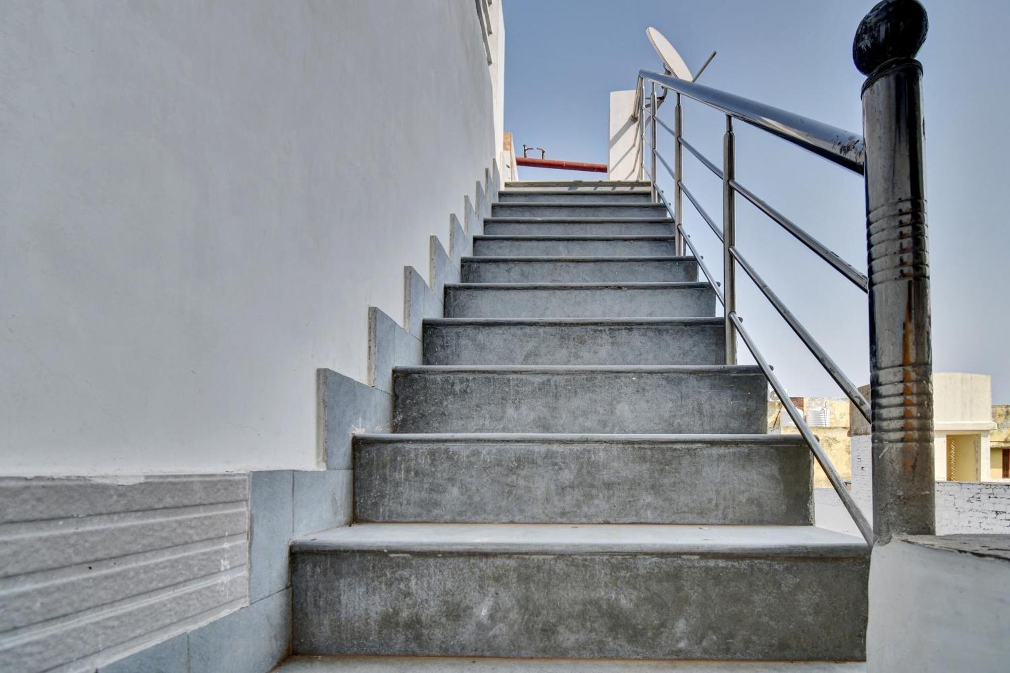 Oyo Flagship Apna Guest House Kota  Exterior foto